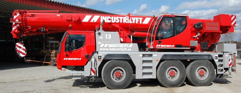 Liebherr LTM 1050-3.1 med radiostyrning